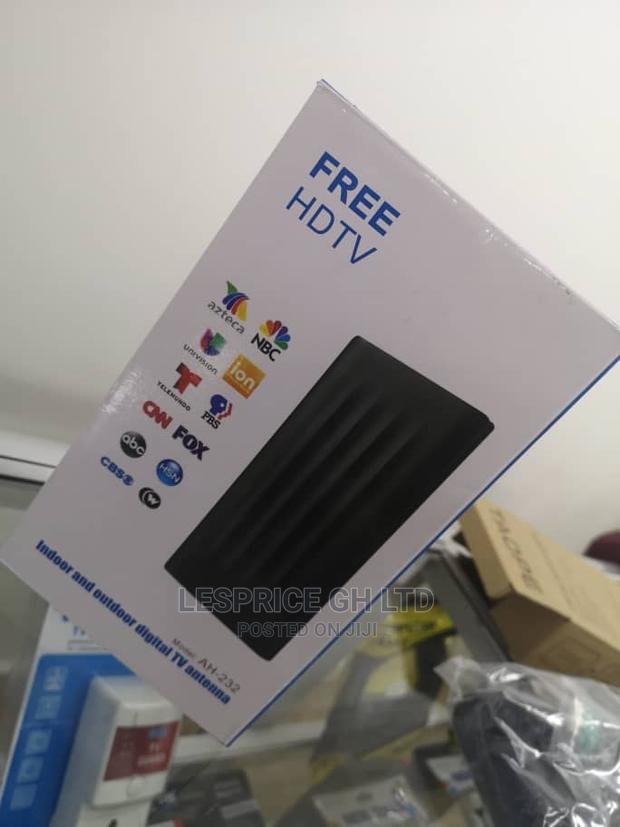 Newest Digital HDTV Antenna · Photo 1