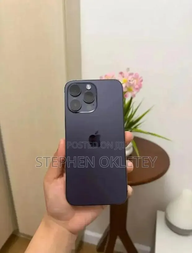 Apple iPhone 14 Pro Max 256 GB Purple · Photo 1