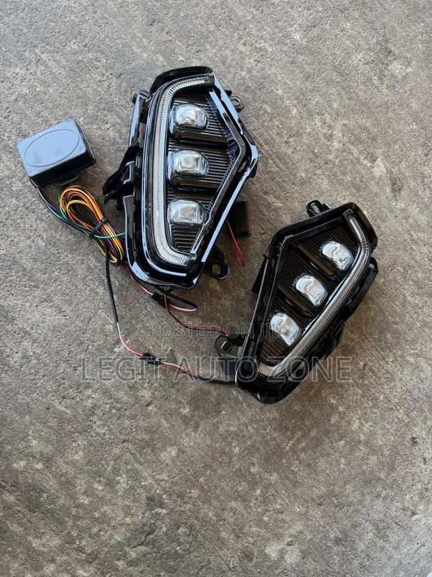 Toyota RAV4 2019,2020,2021,2022, 2023, LED Fog Light Available · Photo 1