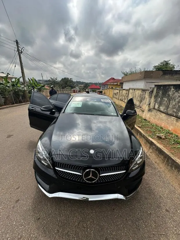 Mercedes-Benz C450 2016 Black · Photo 1