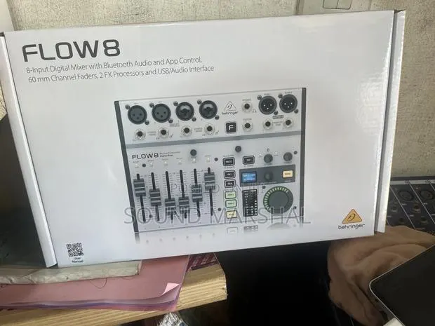 Behringer Flow 8 Digital Mixer · Photo 1