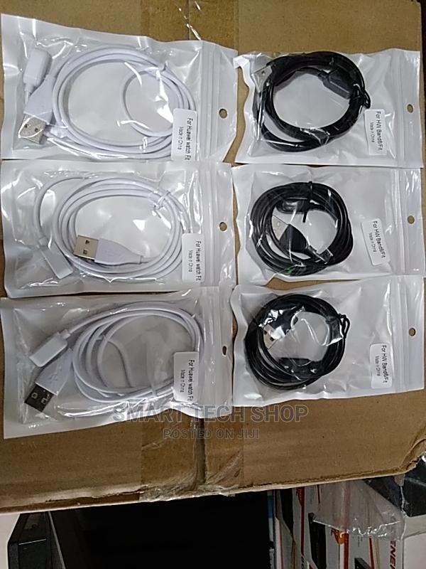 Huawei Watch Band 6, Fit and Honor Charger White Black · Photo 2
