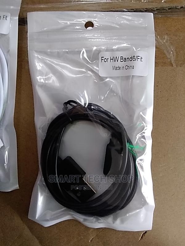 Huawei Watch Band 6, Fit and Honor Charger White Black · Photo 4