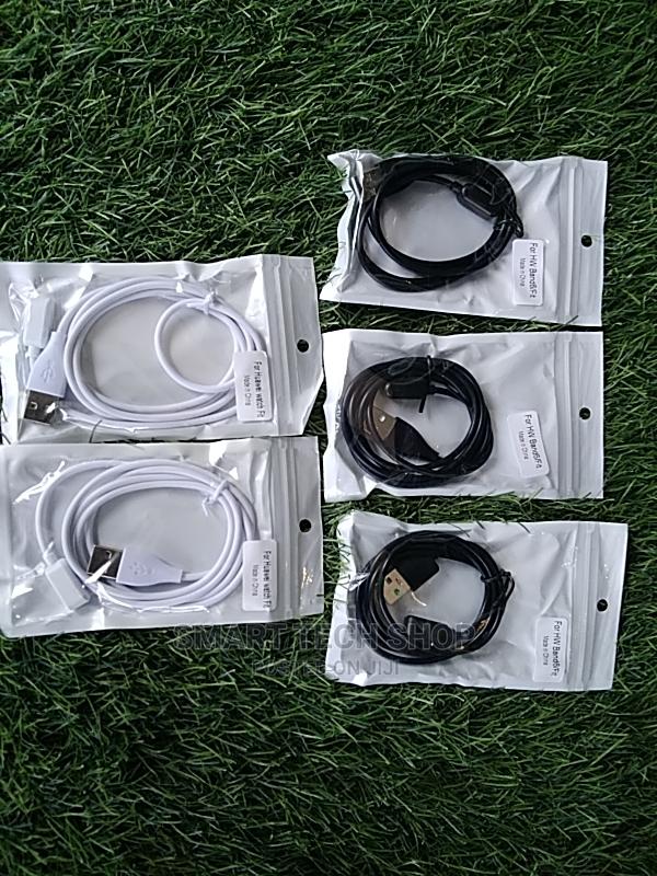 Huawei Watch Band 6, Fit and Honor Charger White Black · Photo 1
