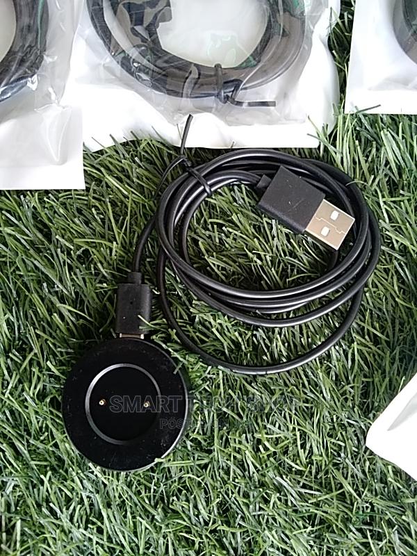 Huawei Gt Magic Watch Charger · Photo 2