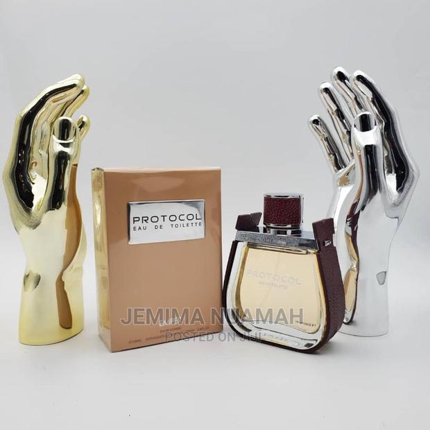 Protocol Perfume · Photo 1