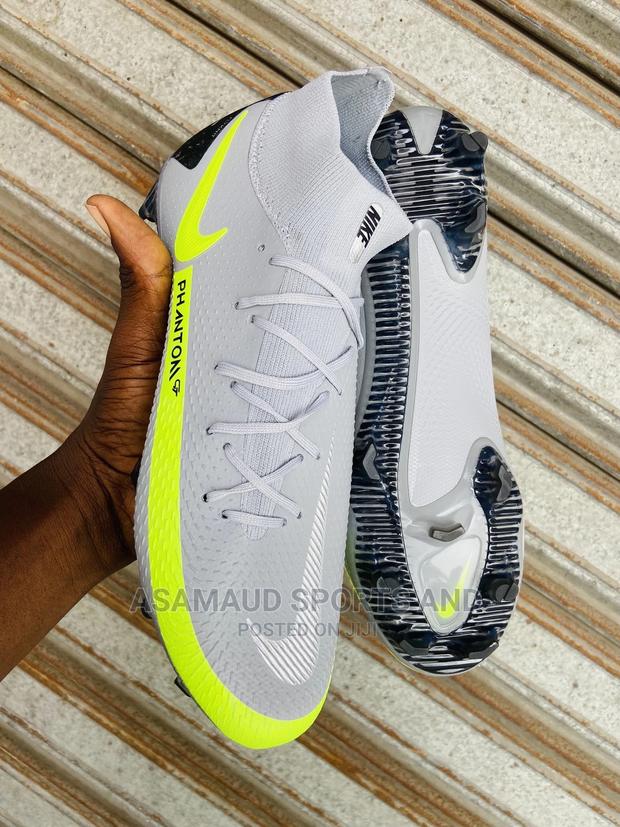 Original Football Boot at Cool Price · Photo 8