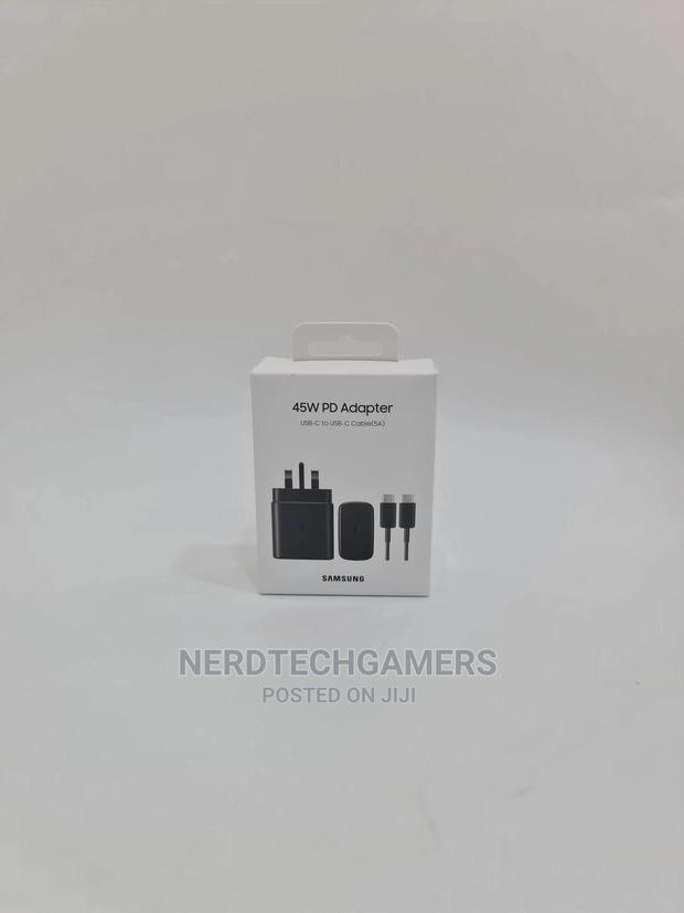 45w Pd Adapter · Photo 1