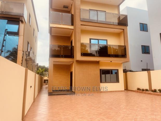 4bdrm Mansion in Living Large, East Legon for Rent · Photo 1