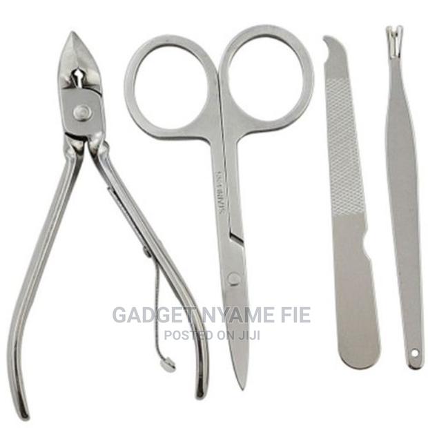 Pedicure Manicure Set Nail Clippers Cleaner Grooming Kit · Photo 2