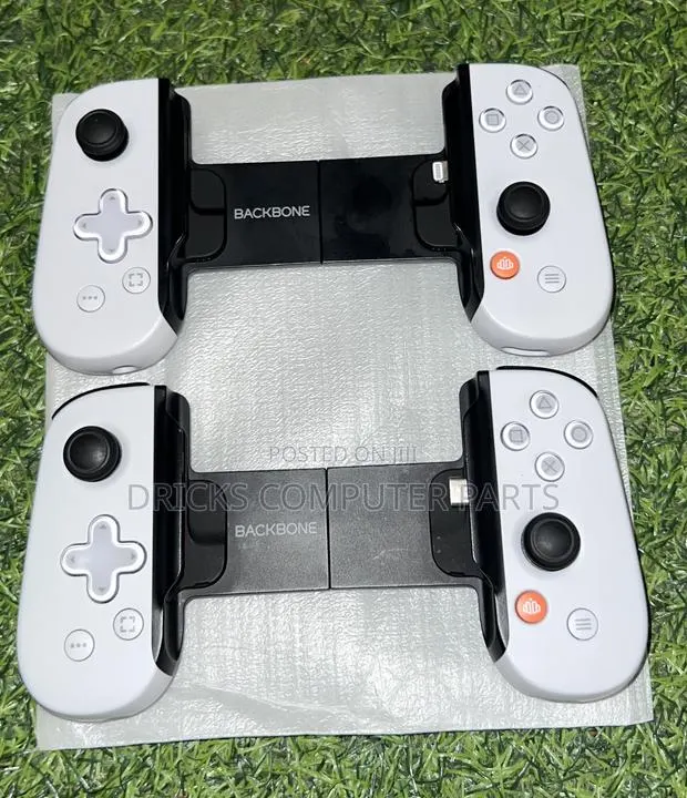PlayStation Backbone · Photo 1