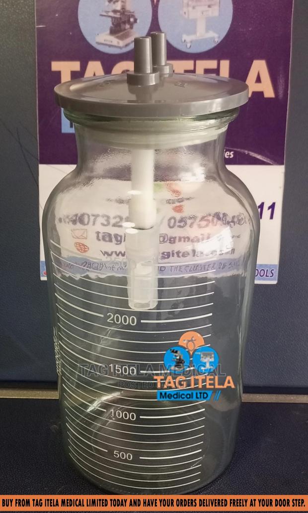 Suction Vacuum Bottle (2,500ml) · Photo 1