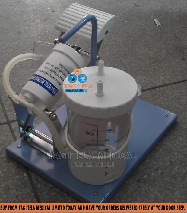 Suction Machine (Pedal) · Photo 1