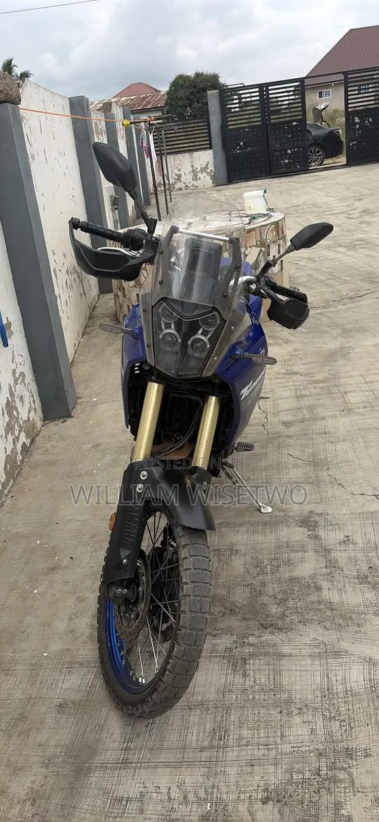 Honda 2024 Blue · Photo 1