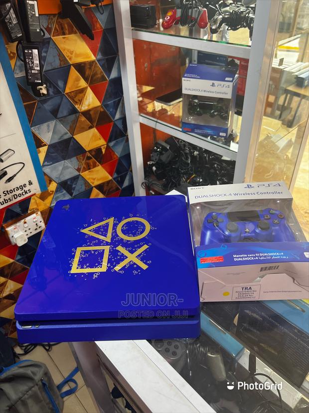 PS4 Slim Hot Cake Deal FC27 With 10 Extra Games 2 Pad · Photo 1