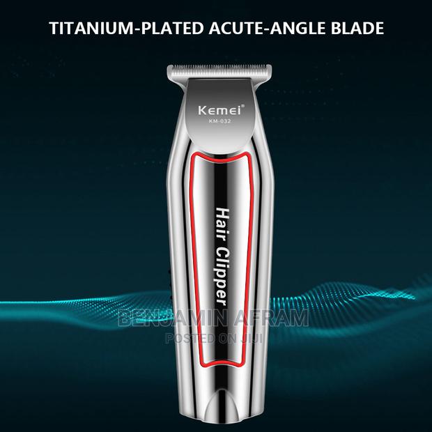 Rechargeable Cordless Original Barbering Machine · Photo 4