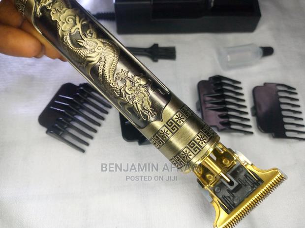 Designing Hair Clippers · Photo 1