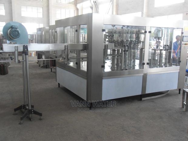 Bottle Water Filling Machines · Photo 1