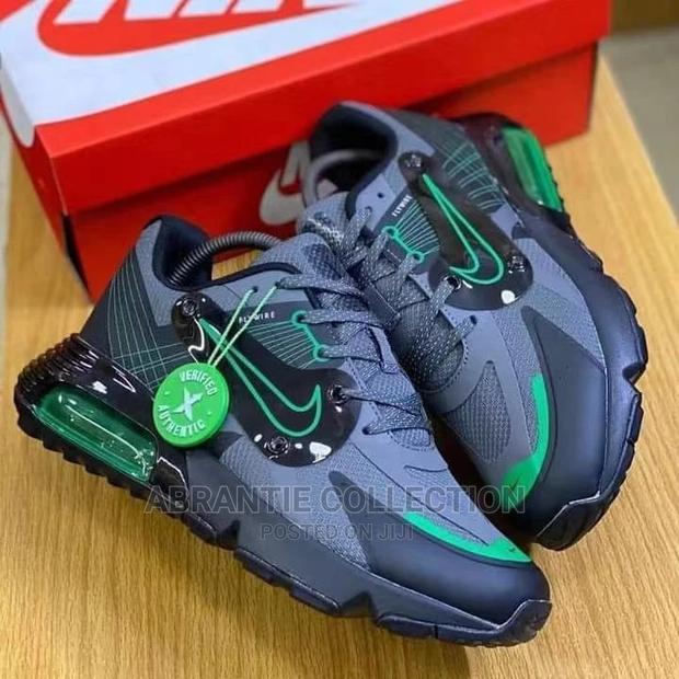 Nike Airmax Fly Wire · Photo 2