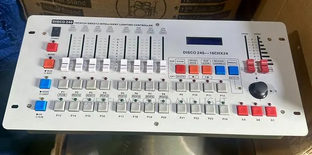 Disco 240 Dmx512 Intelligent Lighting Controller · Photo 1