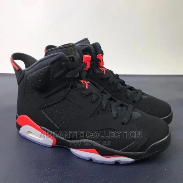 Air Jordan Retro 6 Black Infrared · Photo 2