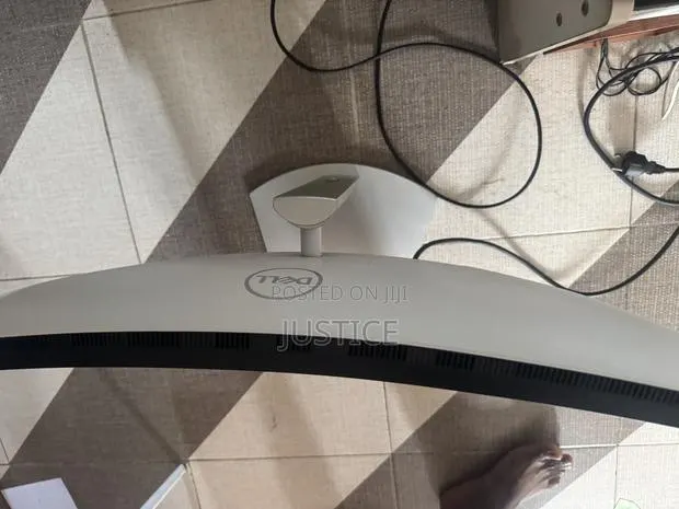 Dell 34 Curved Monitor - S3422dw. · Photo 1