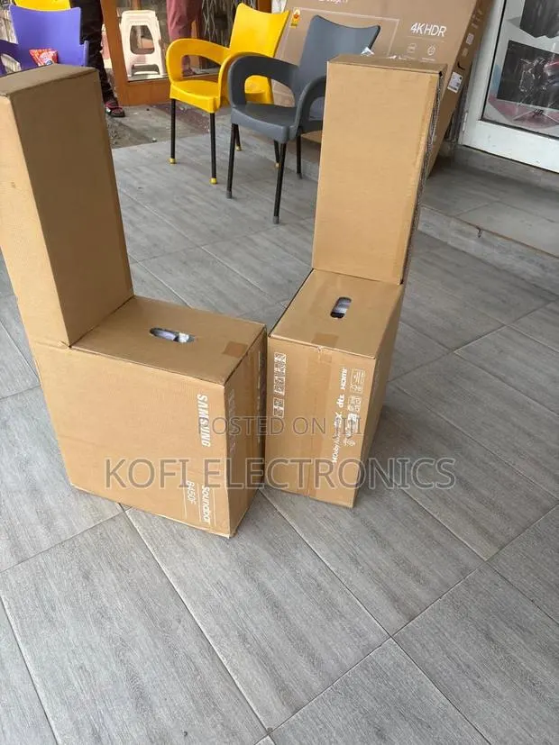 Samsung B450f Soundbar Dynamic Bass Output · Photo 1