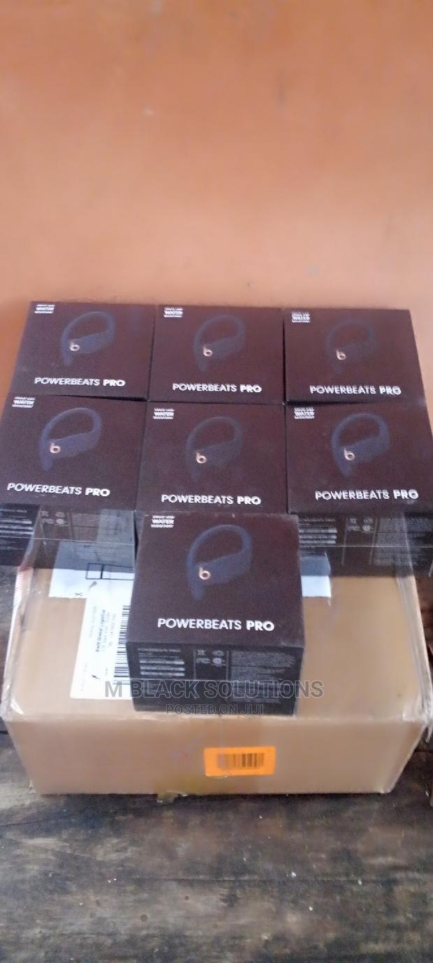 Beats Powerbeat Pro · Photo 1