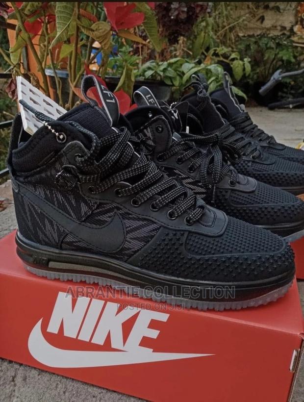 Nike Lunar Force · Photo 3