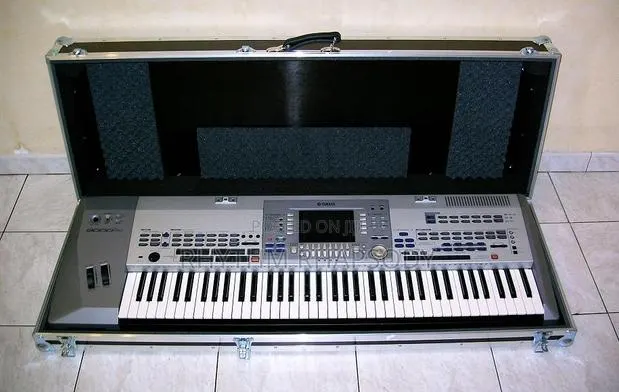 Yamaha PSR 9000pro · Photo 1