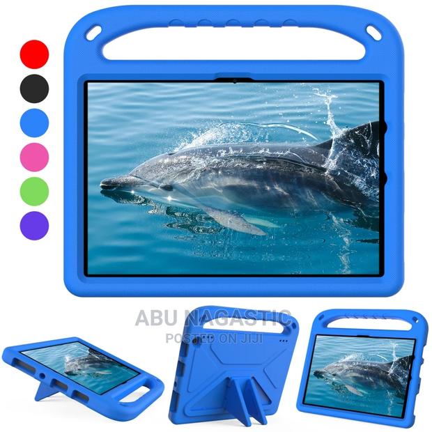 New Amazon Fire HD 10 32 GB Blue · Photo 1