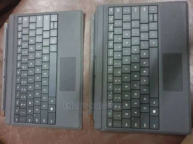 Microsoft Surface 3 Type Cover Keyboard · Photo 3