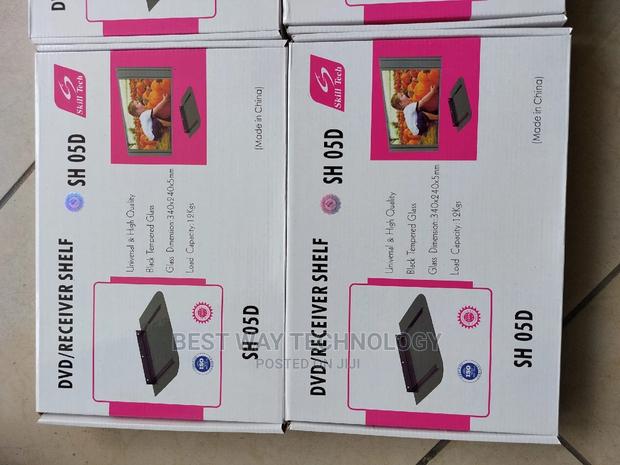 DVD Stand Singing · Photo 1