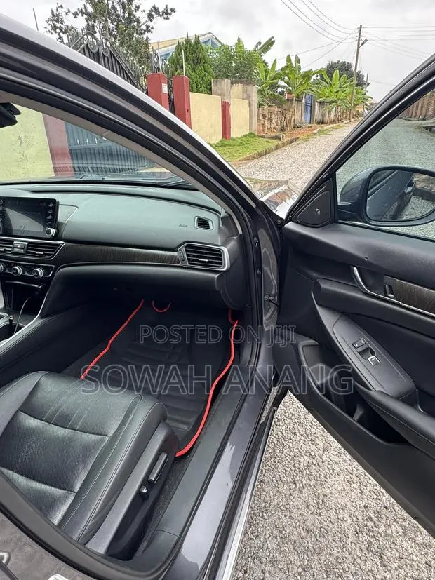 Honda Accord 2021 Gray · Photo 1
