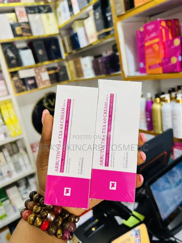 Alpha Arbutin and Tranexamic Cream · Photo 1