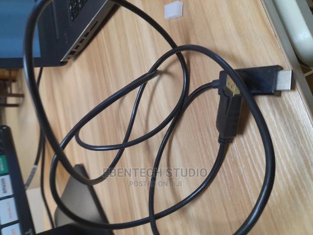 Display Port (Dp) to HDMI Cable · Photo 3