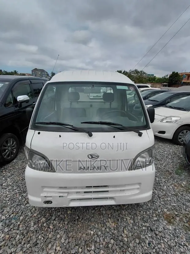 Daihatsu Hijet · Photo 1