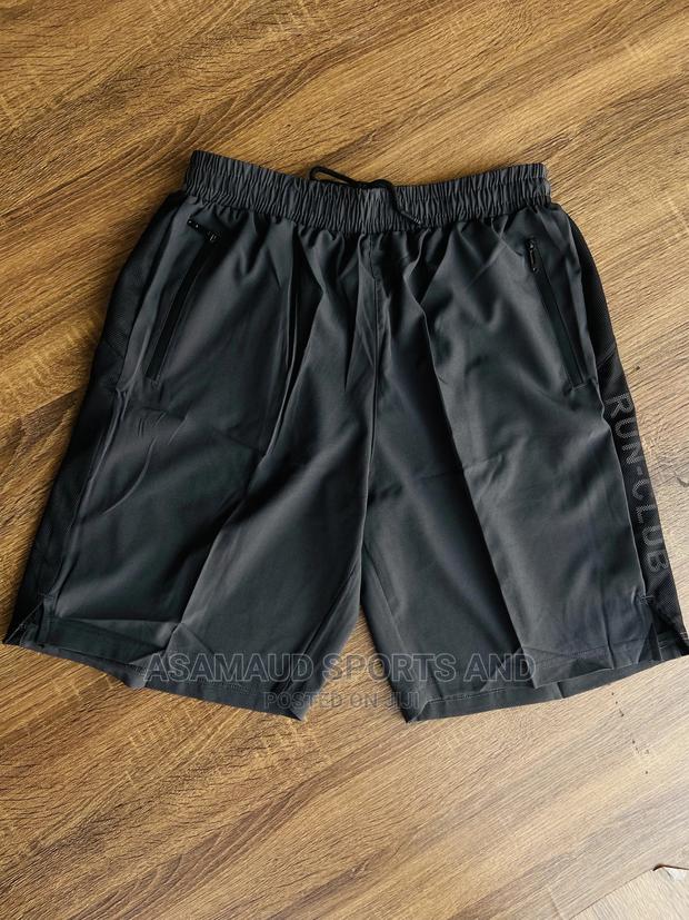 Training Pant at Cool Price · Photo 3