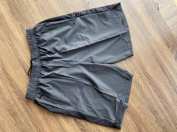 Training Pant at Cool Price · Photo 2