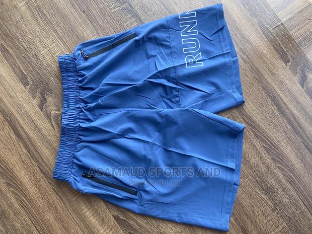 Training Pant at Cool Price · Photo 4