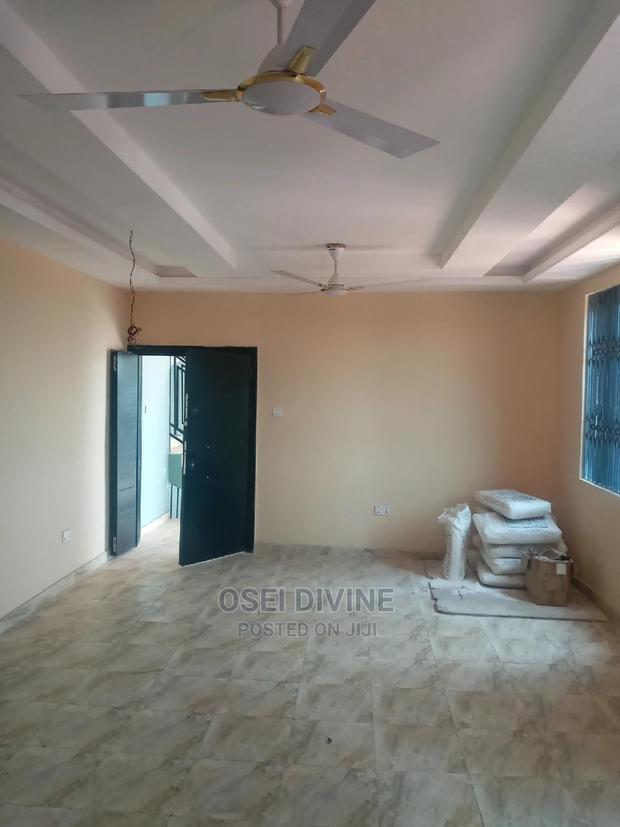 Highly Exe 2-Bedrooms Apartment Dansoman · Photo 7
