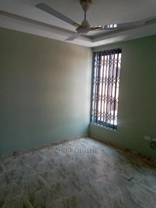 Highly Exe 2-Bedrooms Apartment Dansoman · Photo 4