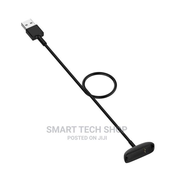 Fitbit Smart Watch Charger · Photo 4