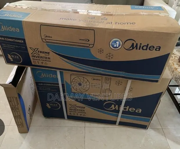 Midea Air Conditioner 2.5 HP · Photo 1
