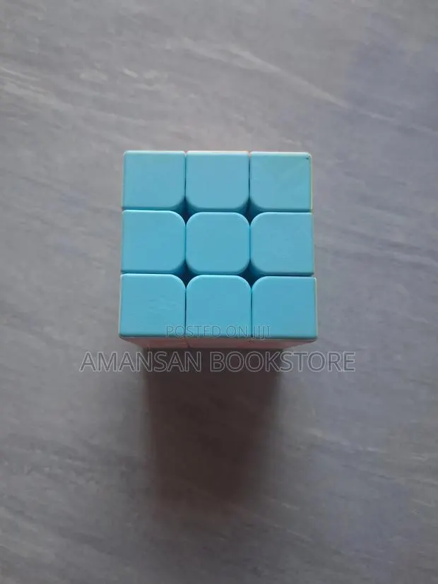 Rubik's Cube (Jihue, 3x3) · Photo 1