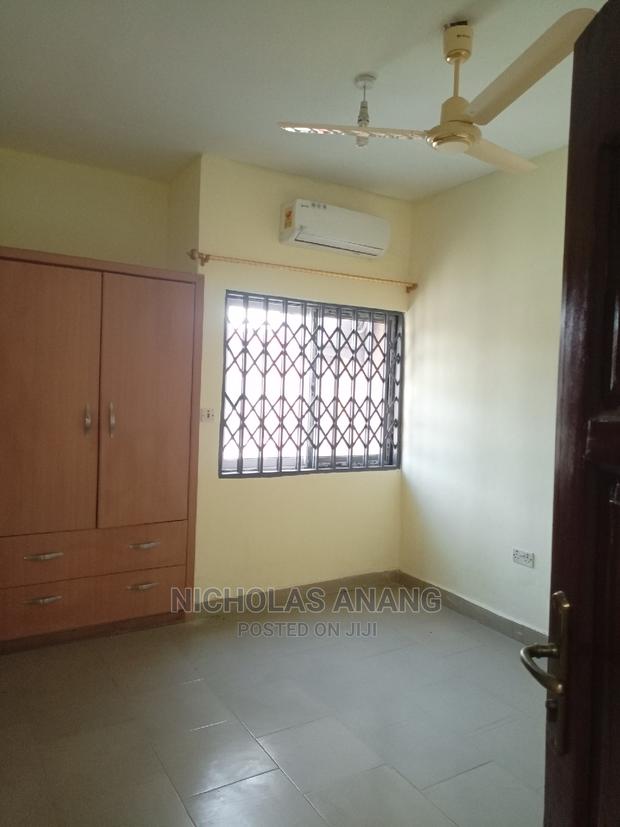 2bdrm Apartment in The Dorns Properties, New Town for rent · Photo 3