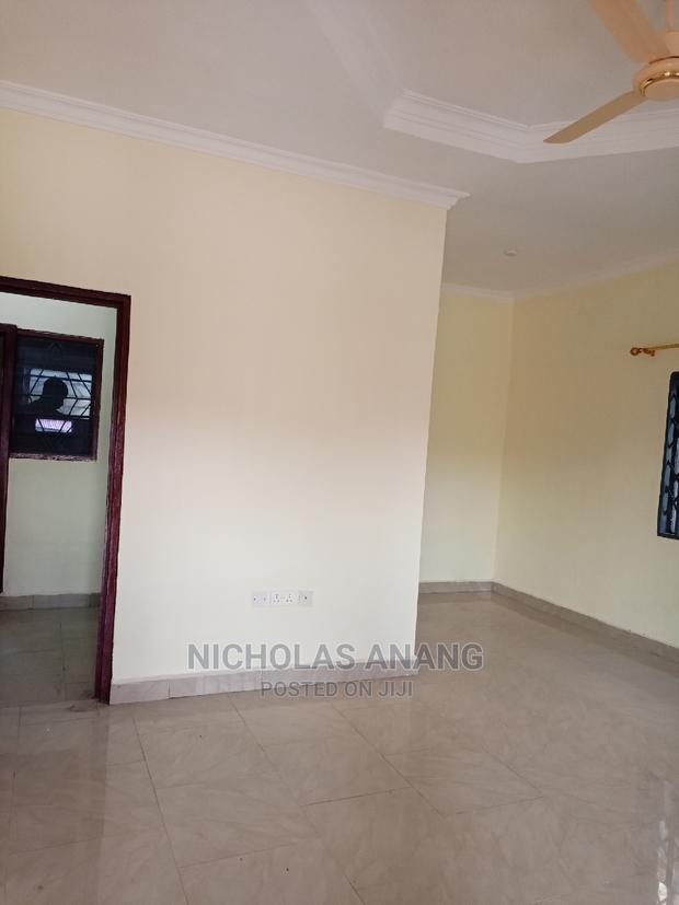 2bdrm Apartment in The Dorns Properties, New Town for rent · Photo 7