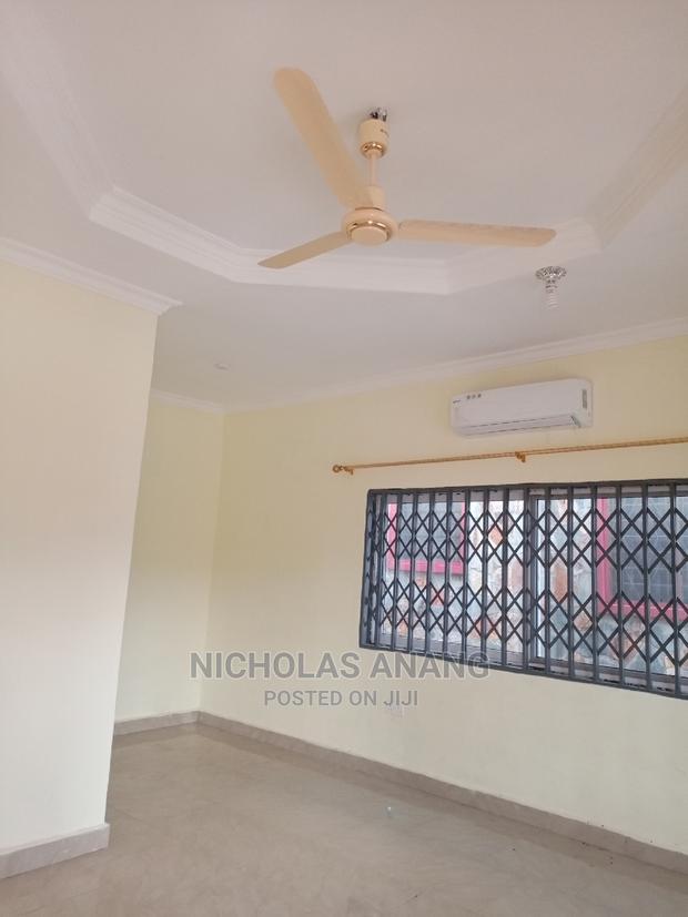 2bdrm Apartment in The Dorns Properties, New Town for rent · Photo 8