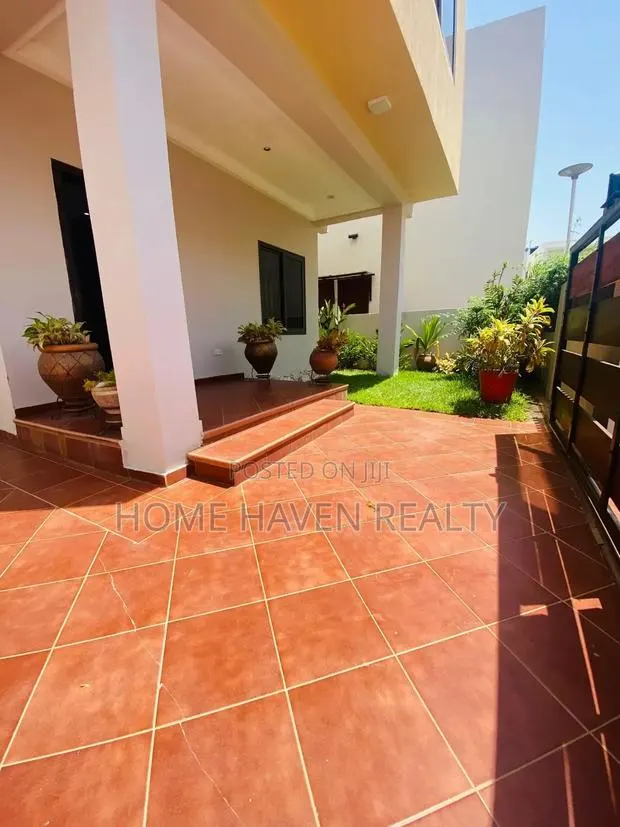 Furnished 3bdrm Duplex in Plant Pool, Dzorwulu for rent · Photo 1