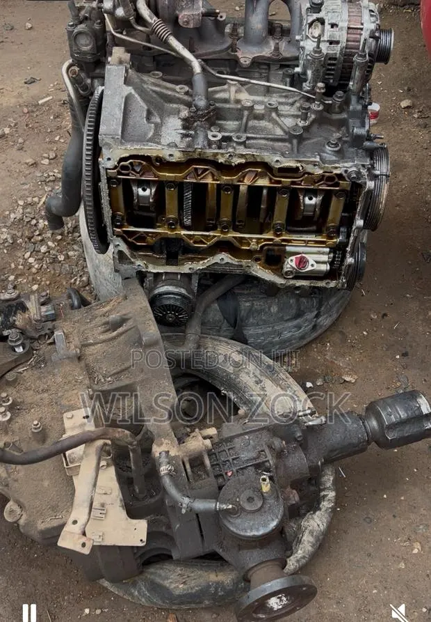 Engine Block, and Working 6 Speed Transmission · Photo 1